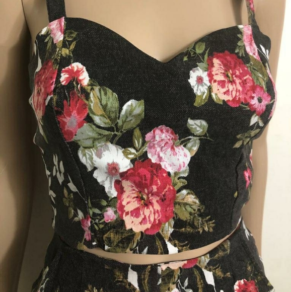 Floral short and crop top set - Picture 5 of 5
